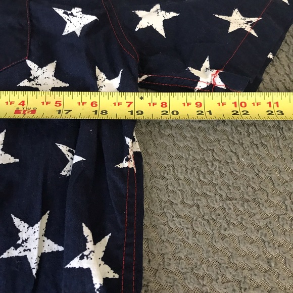 American Garage stars button up. - Picture 4 of 5